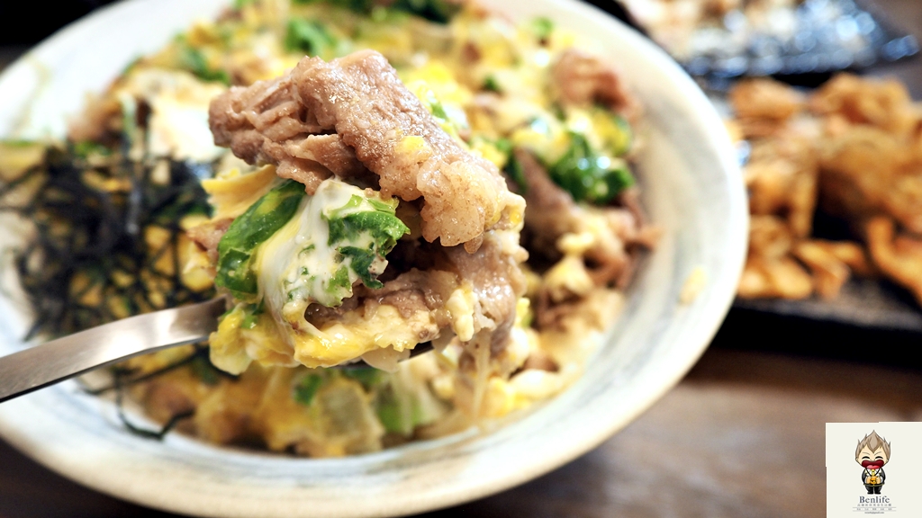 【高雄美食】職人雙饗丼 小港崇文店 小港重量級丼飯！肉食主義推薦雙倍牛丼 內用享味噌湯飲料無限暢飲