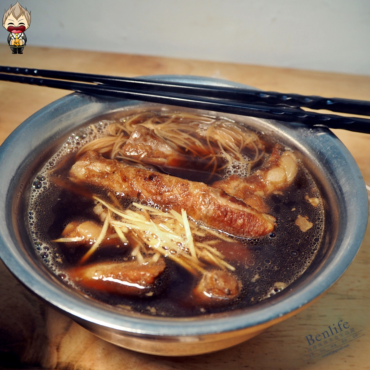 【高雄美食】宗 藥燉排骨 光華夜市超人氣美食 飄香在地無數個日子 沾上特製醬料滿足到爆表